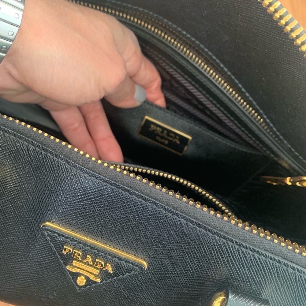 🖤STUNNING PRADA  BAULETTO SAFFIANO LUXNERO TOTE🖤 - Picture 6 of 8